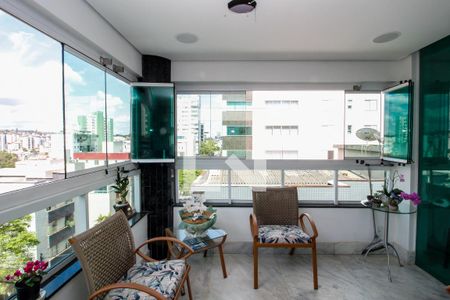 Sala de apartamento à venda com 4 quartos, 141m² em Buritis, Belo Horizonte