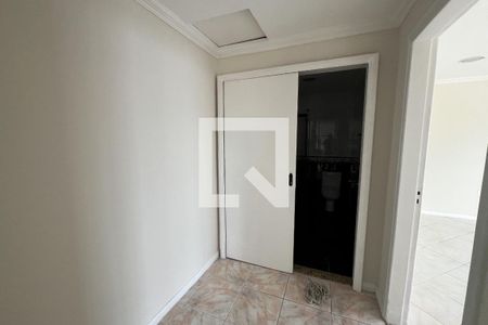 Corredor de apartamento para alugar com 1 quarto, 160m² em Jardim Guanabara, Rio de Janeiro