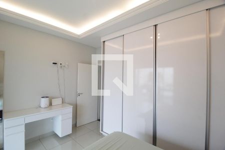 Quarto 2 de casa para alugar com 3 quartos, 274m² em Jardim Patricia, Uberlândia