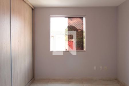 Suite de apartamento à venda com 3 quartos, 64m² em Santa Amélia, Belo Horizonte