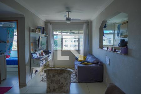 Sala de apartamento para alugar com 2 quartos, 49m² em Cosmorama, Mesquita