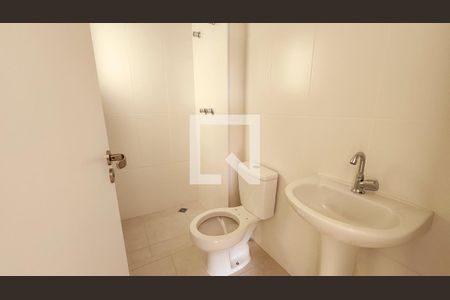 Apartamento à venda com 64m², 2 quartos e 1 vaga Apartamento à venda com 64m², 2 quartos e 1 vagaBanheiro da Suíte