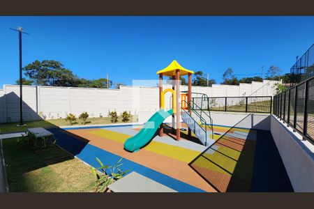 Apartamento à venda com 64m², 2 quartos e 1 vaga Apartamento à venda com 64m², 2 quartos e 1 vagaÁrea comum - Playground