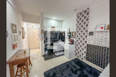 Cozinha de kitnet/studio à venda com 1 quarto, 28m² em Lapa, Rio de Janeiro