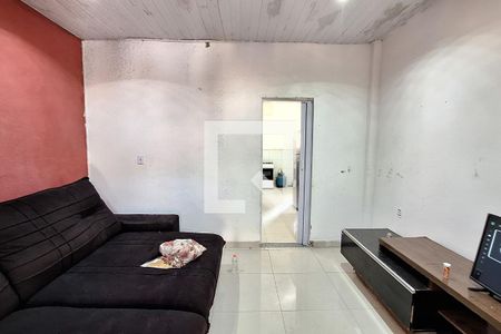 Sala de casa para alugar com 2 quartos, 40m² em Jardim Primavera, Duque de Caxias