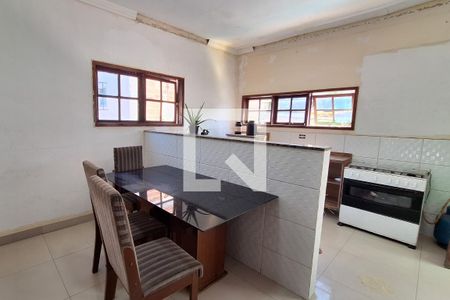 Sala de casa para alugar com 2 quartos, 40m² em Jardim Primavera, Duque de Caxias