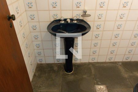 LAVABO de casa à venda com 3 quartos, 303m² em Jardim Sorirama (sousas), Campinas