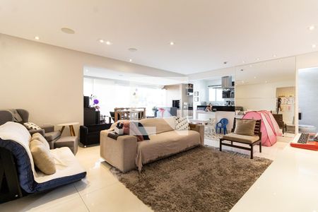 Sala de apartamento à venda com 3 quartos, 122m² em Vila Gumercindo, São Paulo