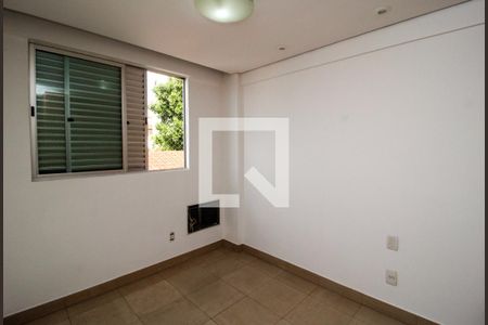 Quarto de apartamento à venda com 4 quartos, 159m² em Nova Suíça, Belo Horizonte