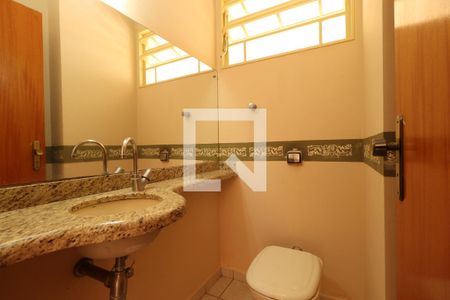 Lavabo  de casa para alugar com 3 quartos, 165m² em Jardim California, Ribeirão Preto