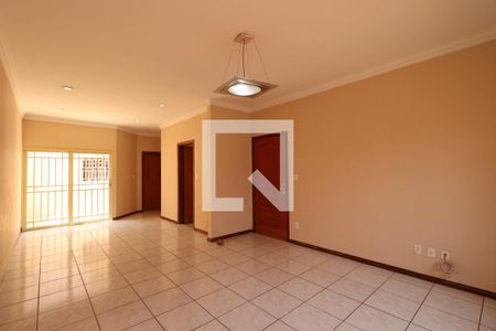 Sala de casa para alugar com 3 quartos, 165m² em Jardim California, Ribeirão Preto