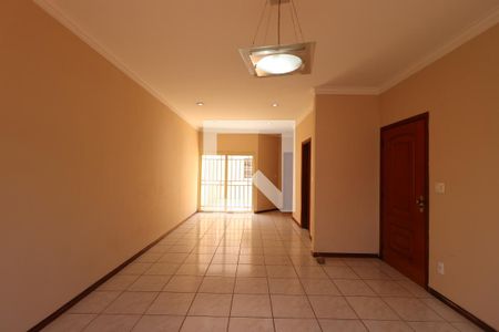 Sala de casa para alugar com 3 quartos, 165m² em Jardim California, Ribeirão Preto