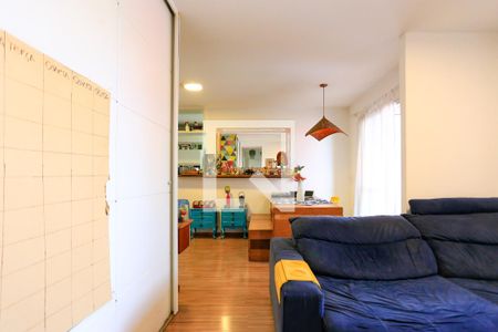 Sala de apartamento à venda com 2 quartos, 77m² em Jardim Arpoador, São Paulo