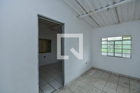 Sala de casa para alugar com 5 quartos, 250m² em Terceira Divisão de Interlagos, São Paulo