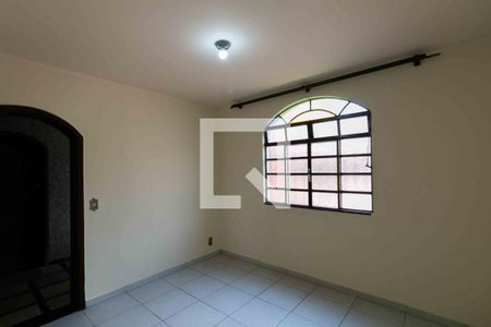 Apartamento para alugar com 3 quartos, 110m² em Glória, Belo Horizonte