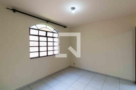 Apartamento para alugar com 3 quartos, 110m² em Glória, Belo Horizonte