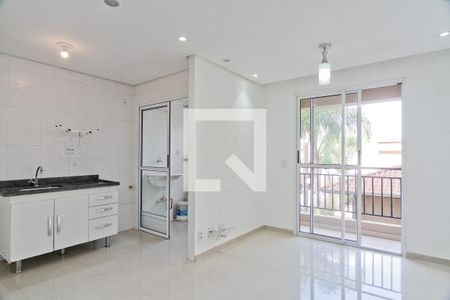 Sala de apartamento para alugar com 2 quartos, 50m² em Loteamento City Jaragua, São Paulo