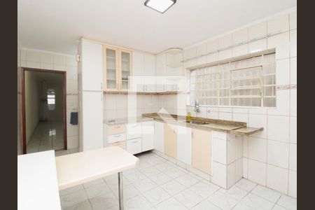 Cozinha de casa para alugar com 3 quartos, 120m² em Parque Casa de Pedra, São Paulo