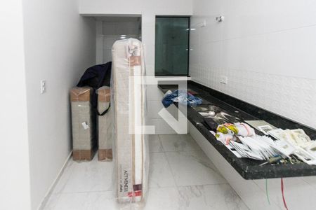 Cozinha de apartamento para alugar com 2 quartos, 44m² em Vila Ema, São Paulo