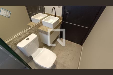 Banheiro de kitnet/studio para alugar com 1 quarto, 35m² em Jardim Icatu, Votorantim