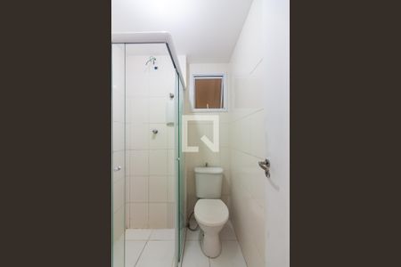 Banheiro  de apartamento à venda com 2 quartos, 45m² em Jardim Sao Pedro, Osasco