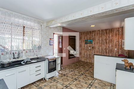 Sala e cozinha de casa para alugar com 2 quartos, 120m² em Vila Cavaton, São Paulo