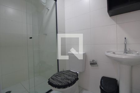 Banheiro da suíte de apartamento à venda com 1 quarto, 28m² em Jardim Cidalia, São Paulo