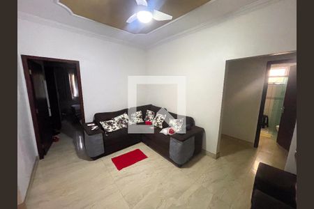 Sala de casa para alugar com 5 quartos, 500m² em Diamante (barreiro), Contagem