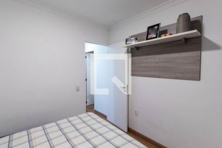 Quarto 1 de apartamento para alugar com 2 quartos, 50m² em Vila Aricanduva, São Paulo