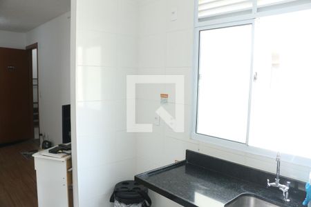 Sala/Cozinha de apartamento para alugar com 2 quartos, 42m² em Jardim Alvorada, Nova Iguaçu