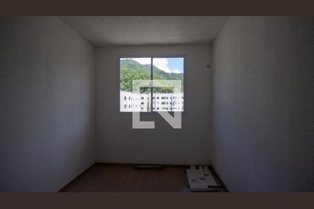 Quarto 1 de apartamento para alugar com 2 quartos, 43m² em Vargem Grande, Rio de Janeiro