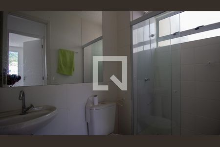 Banheiro  de apartamento para alugar com 2 quartos, 43m² em Vargem Grande, Rio de Janeiro