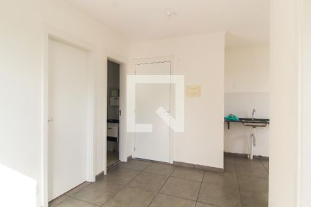 Sala de apartamento para alugar com 2 quartos, 34m² em Guaianazes, São Paulo