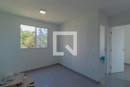 Sala de apartamento para alugar com 2 quartos, 40m² em Jardim Petropolis, Cotia