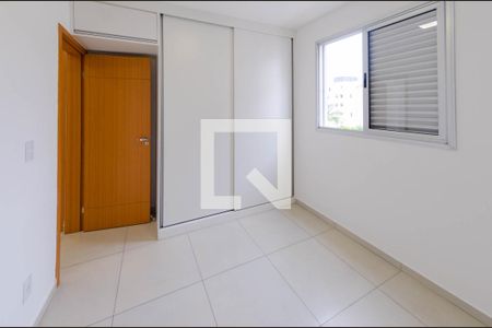 Quarto 1 de apartamento para alugar com 2 quartos, 60m² em Buritis, Belo Horizonte