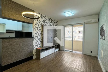 Apartamento à venda com 74m², 3 quartos e 1 vagaSala