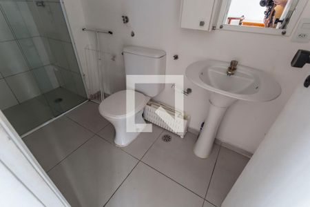 Banheiro de apartamento para alugar com 1 quarto, 34m² em Moema, São Paulo