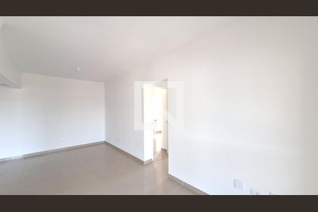 Sala de apartamento para alugar com 2 quartos, 66m² em Nova Mirim, Praia Grande