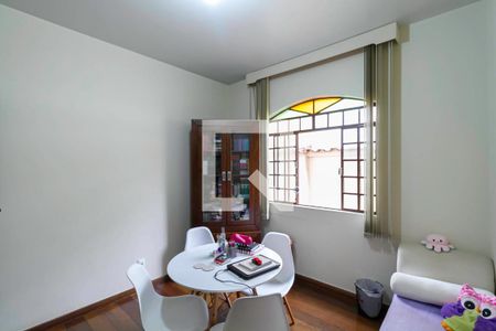 Quarto 2 de casa à venda com 3 quartos, 235m² em Santa Amelia, Belo Horizonte