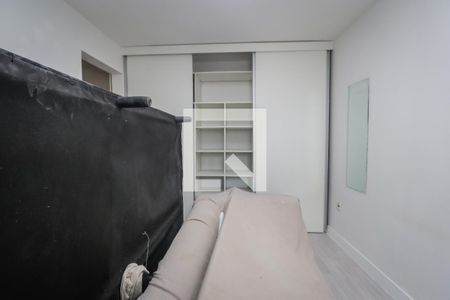 Quarto de casa para alugar com 1 quarto, 30m² em Jardim Monte Alegre, Taboão da Serra