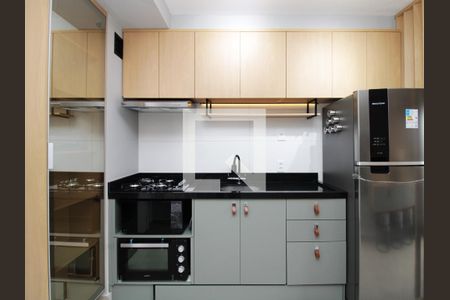 Sala/Cozinha de apartamento à venda com 1 quarto, 32m² em Vila Mazzei, São Paulo