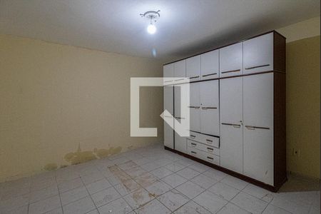 Quarto 1 de casa para alugar com 3 quartos, 230m² em Parque Bristol, São Paulo