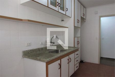 Apartamento à venda com 2 quartos, 65m² em Jardim Ester Yolanda, São Paulo