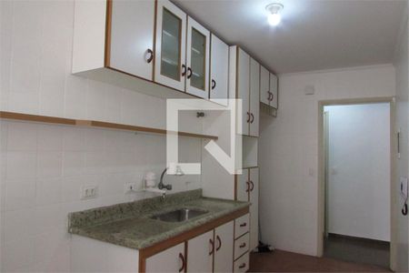 Apartamento à venda com 2 quartos, 65m² em Jardim Ester Yolanda, São Paulo