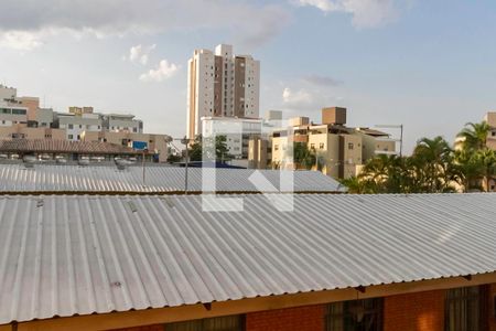 Vista da varanda da sala de apartamento à venda com 2 quartos, 55m² em Ouro Preto, Belo Horizonte