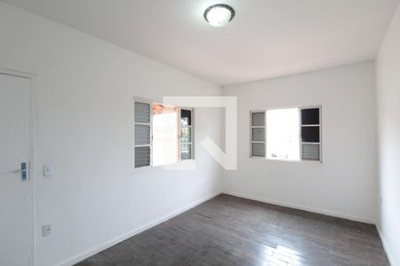 Quarto 1 de casa para alugar com 5 quartos, 360m² em Jardim Leblon , Belo Horizonte