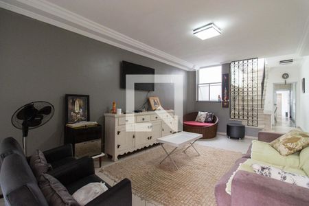 Sala de casa para alugar com 3 quartos, 250m² em Vila São José, São Paulo