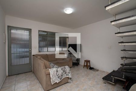 Sala de casa à venda com 2 quartos, 81m² em Jardim Santa Mena, Guarulhos