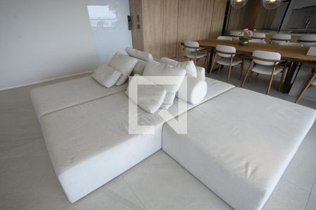 Sala de apartamento à venda com 3 quartos, 162m² em Vila Dom Pedro I, São Paulo