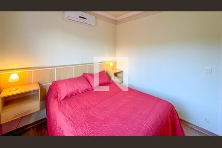 Casa para alugar com 2700m², 5 quartos e 4 vagas Casa para alugar com 2700m², 5 quartos e 4 vagasQuarto 2